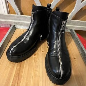 Kendall & Kylie Black Ankle Boots with Zipper